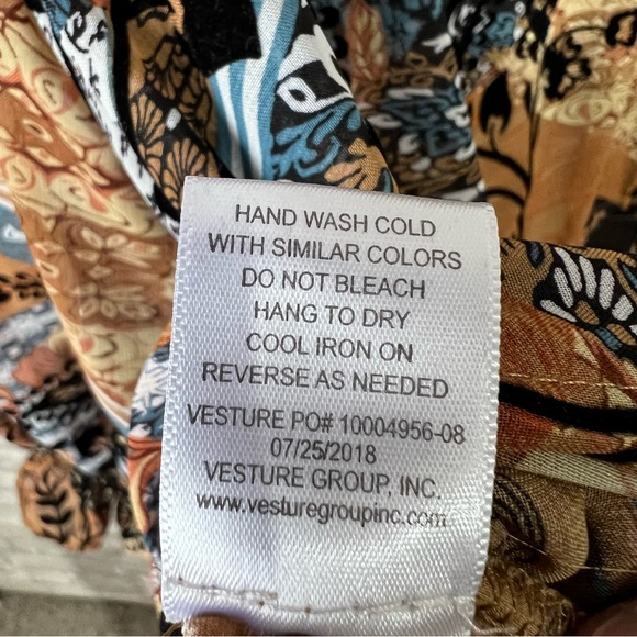 Chenault Women's XL Sheer Button Up Duster with Puff Sleeves. Cinched Waist. EUC - Picture 10 of 10